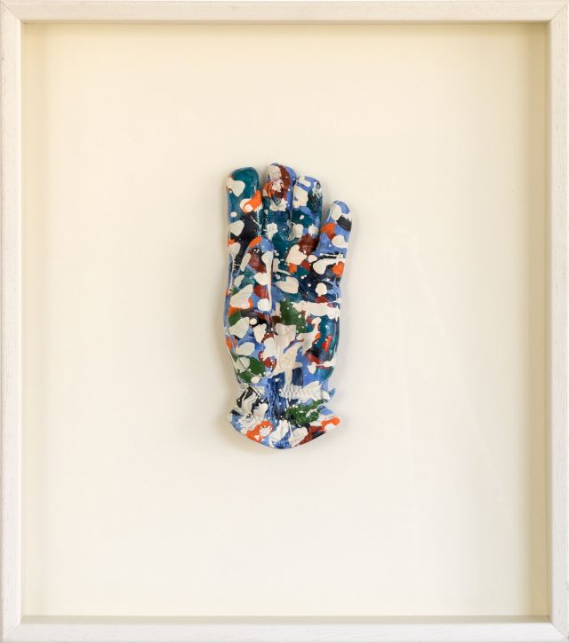 Handschuh 1
25 x 18 cm
Acryl auf Handschuh/Fundstück
1993